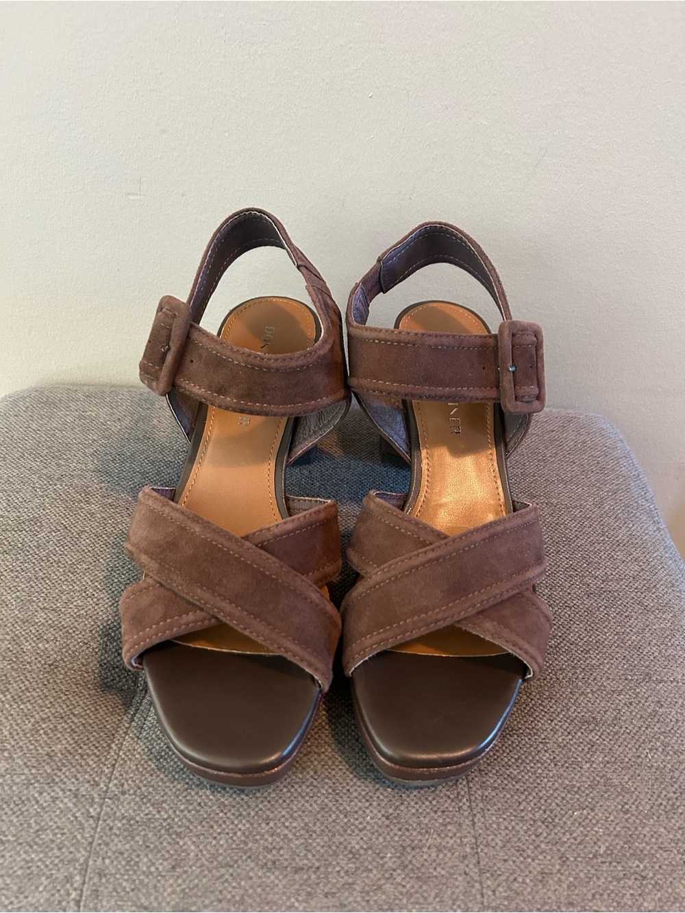 Donald J Pliner Geni Brown Suede Block Heel Sandals Womens 8M